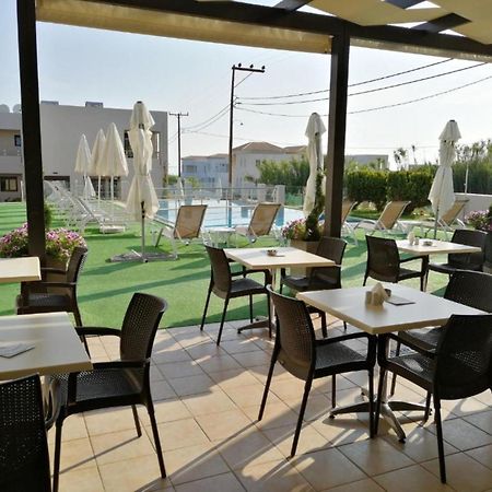 Carisa Suites And Apartments Máleme Kültér fotó