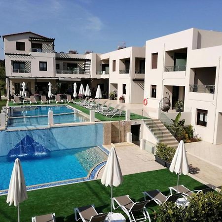 Carisa Suites And Apartments Máleme Kültér fotó