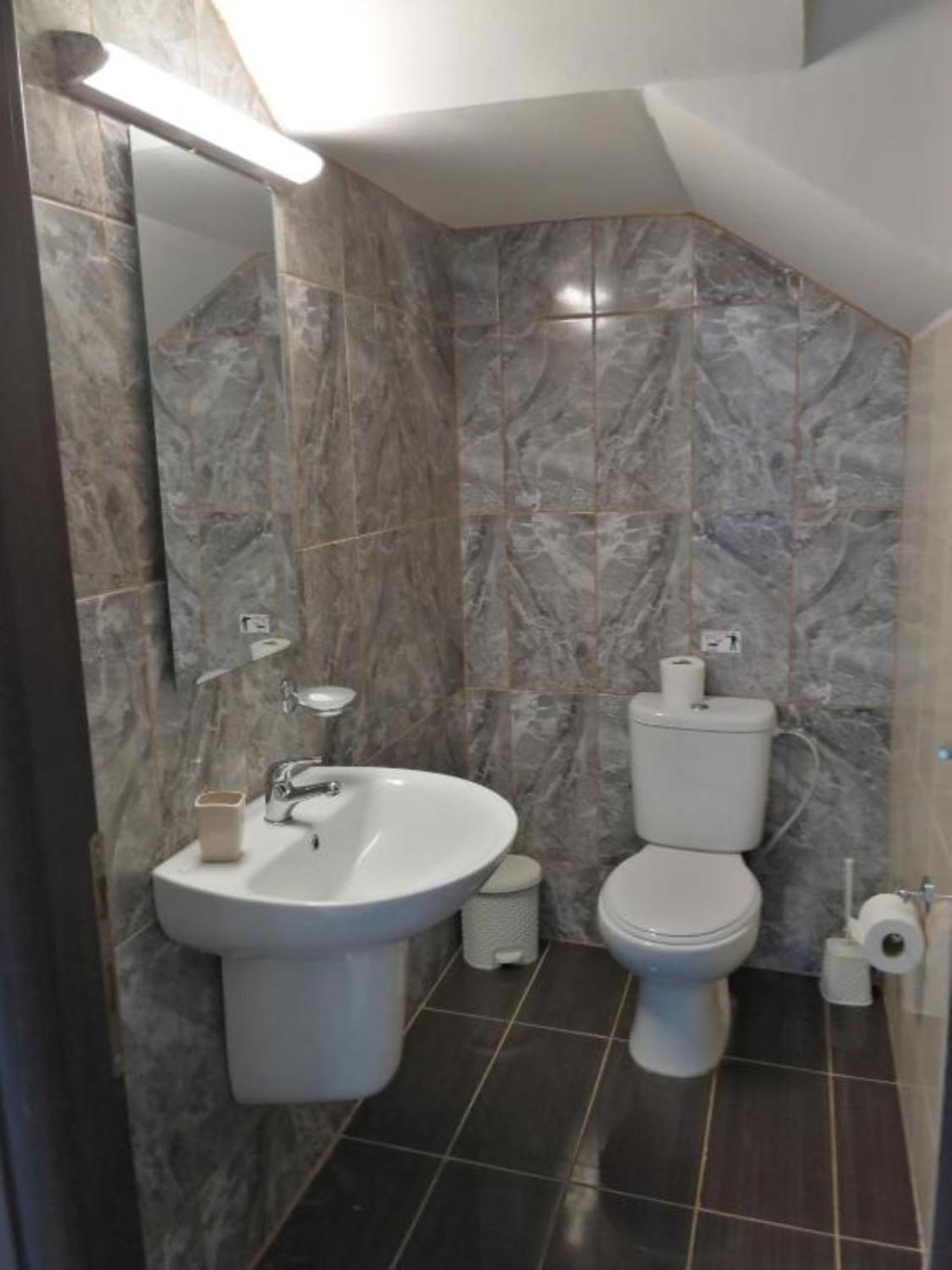 Carisa Suites And Apartments Máleme Kültér fotó
